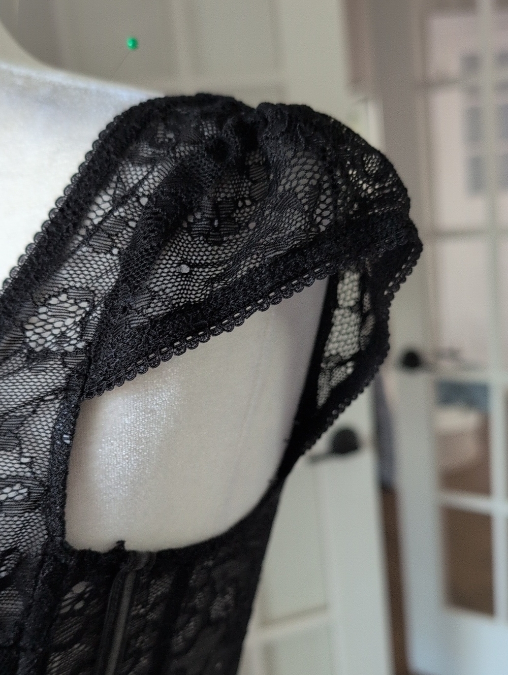 Edikted Black Lace Boned Bustier Corset Top - Small - Picture 3 of 9